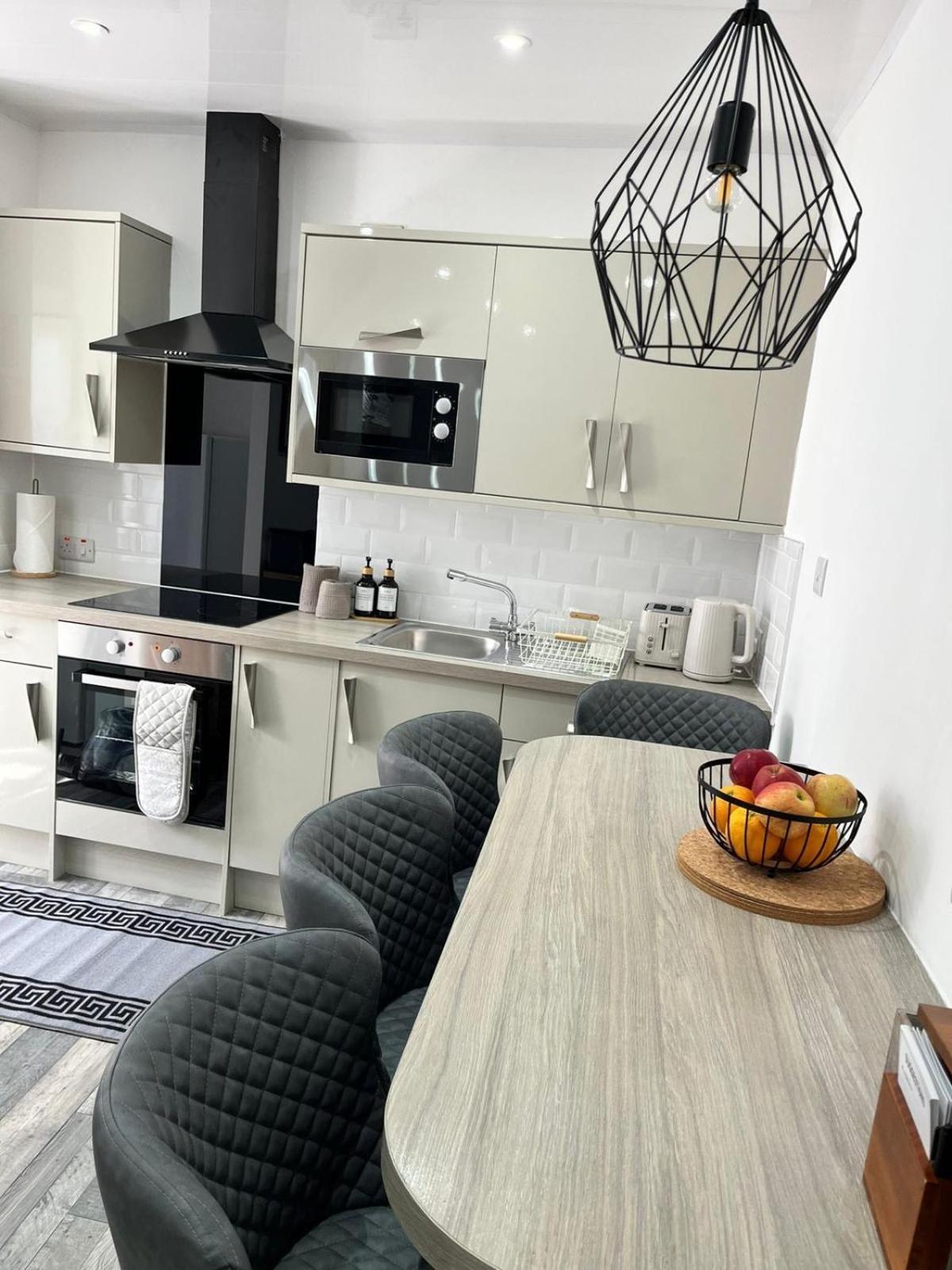39 Wells Street Apartment Інвернесс Екстер'єр фото